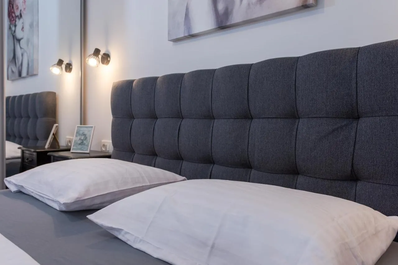 Sangalo Apartment Trogir Croatia