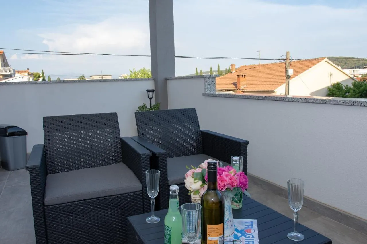 Sangalo Apartment Trogir 0*,  Croatia